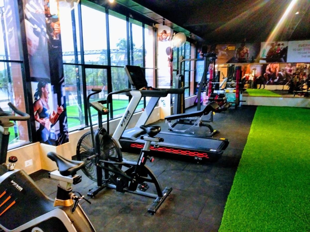 Cap Sports Center Hotel Nīleshwar Eksteriør billede